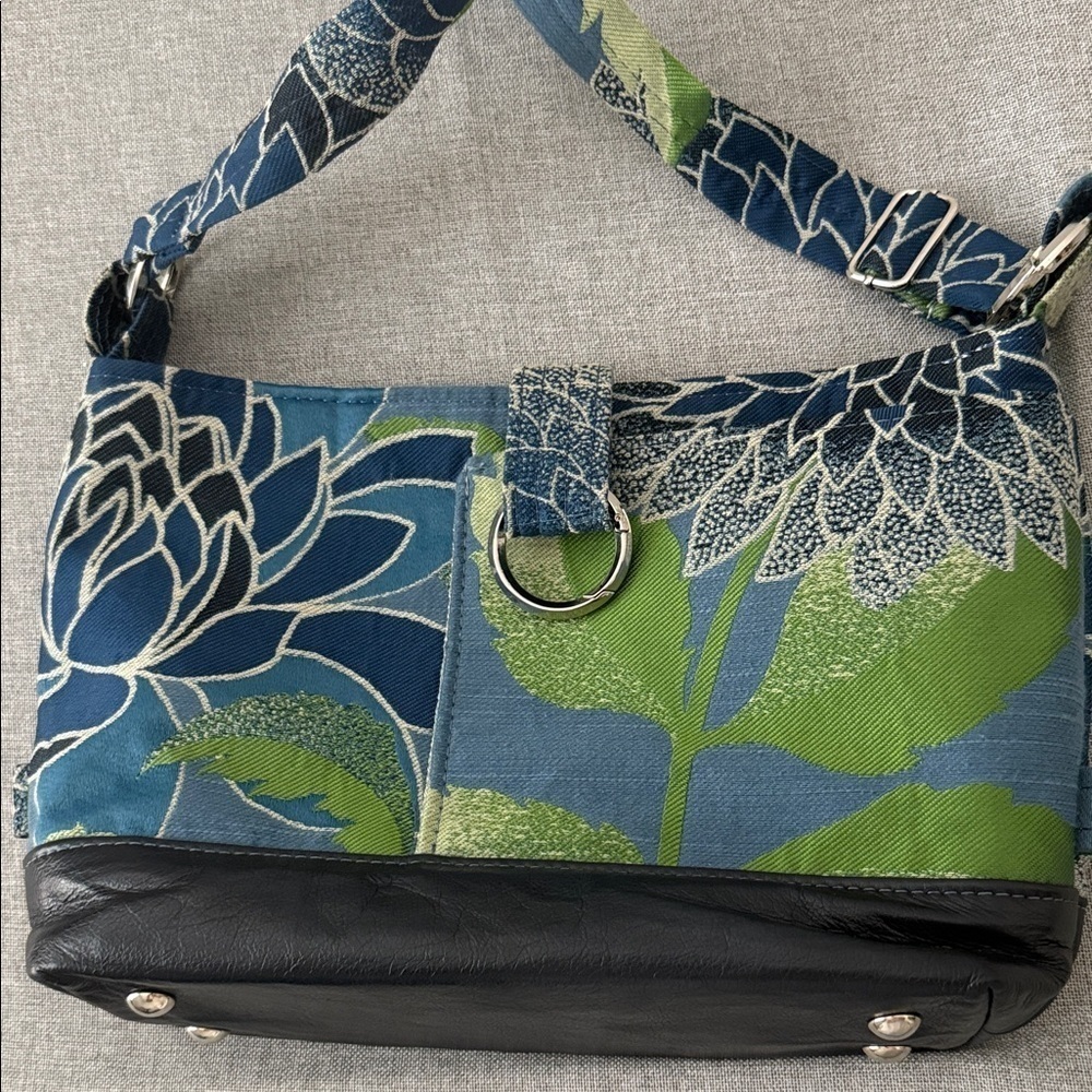 Sacamain Floral Blue and Green Women's Bag